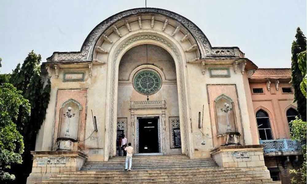 State Central Library wallows in neglect