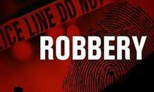 Hyderabad: 120 tolas of gold, Rs 10 lakh cash burgled from flat