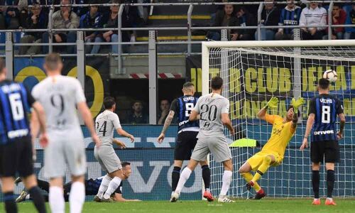 Soccer: Perisic makes Inters point in key Champions League battle