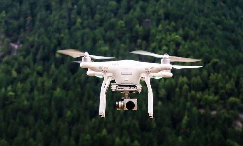 Drones, supercomputers and sonar deployed against floods