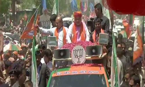 Amit Shah takes out roadshow in Gujarats Sanand