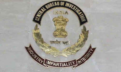CBI arrests NHAI officials, 3 others in graft case