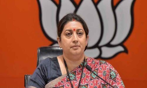 Smriti Irani issued notice in 2013 defamation case