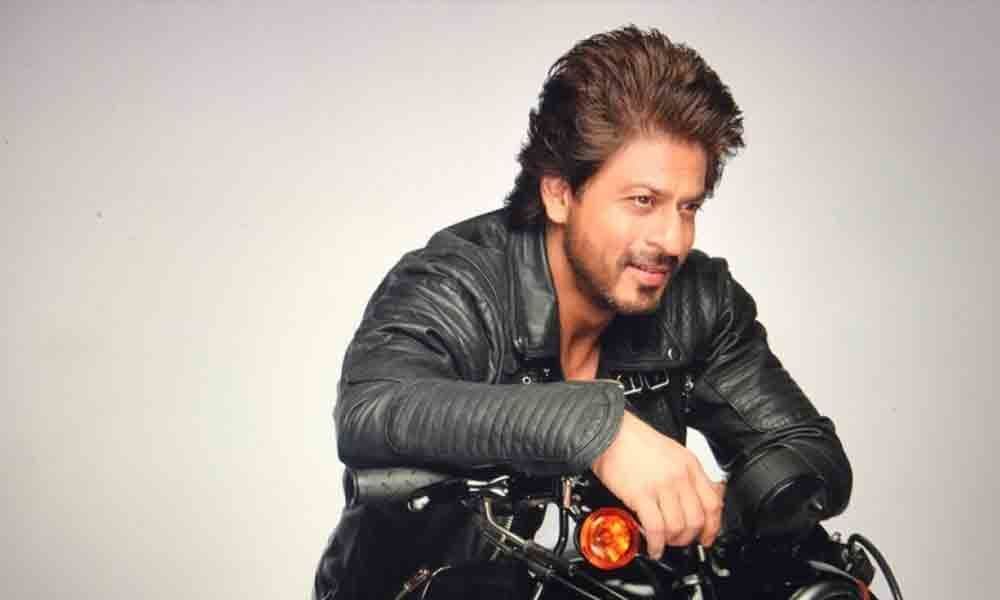 Shah Rukh Khan turns rapper