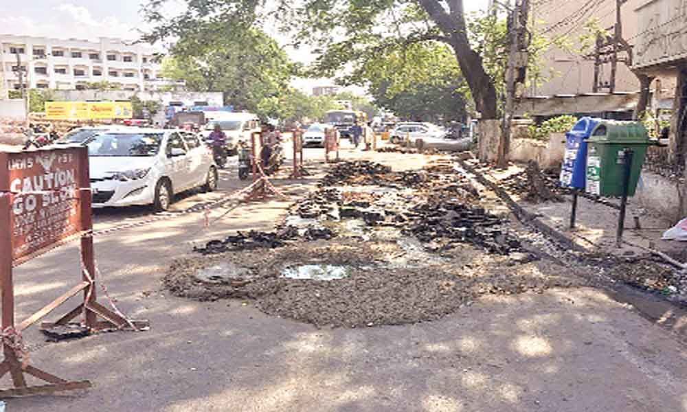 Foul smell at SD Road Clock Tower area