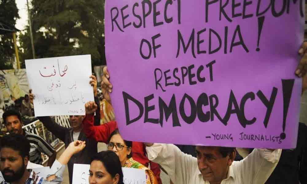 Urdu journalists still wallow in misery