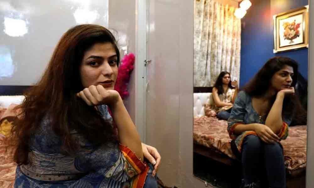 Police to allow transgender recruits in Pak province