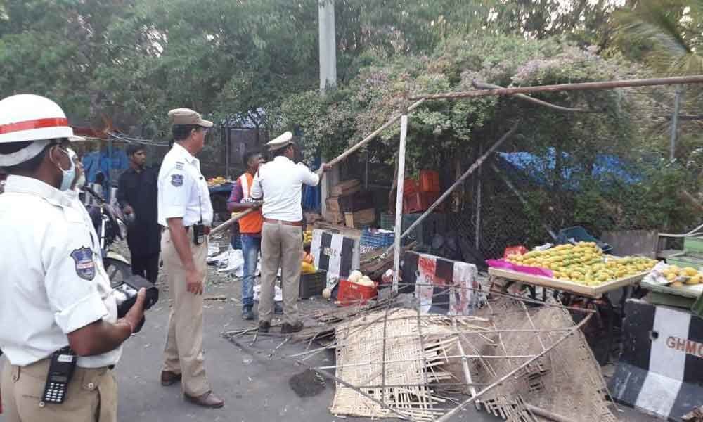 Squatters removed along DRDL Road