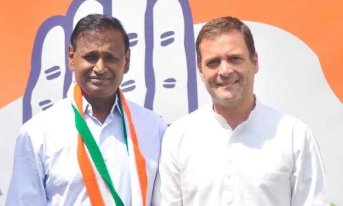 Dumped by BJP, Udit Raj joins Congress