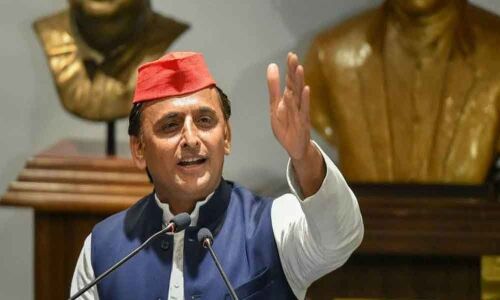 Nation needs Pradhan Mantri, not Prachar Mantri: Akhilesh Yadav slams Modi