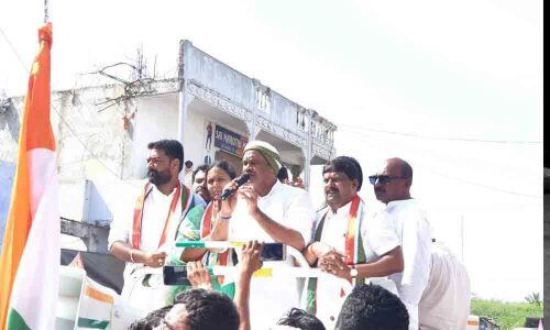 Komati Sr seeks peoples support for Parishad polls