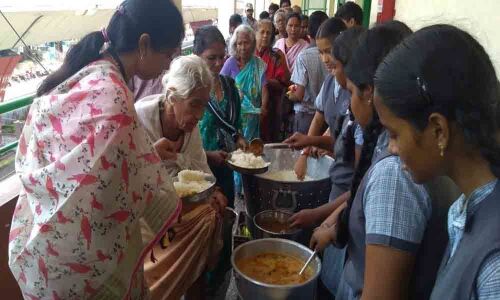 Aaradhanotsavam observed by Sathya Sai devotees