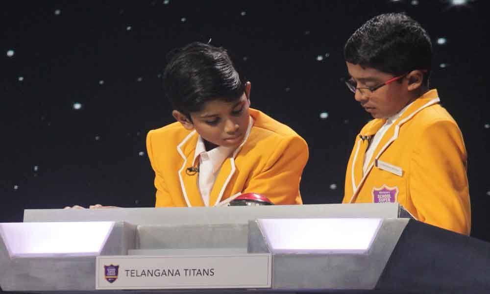 2 students for semis of Discovery Super League