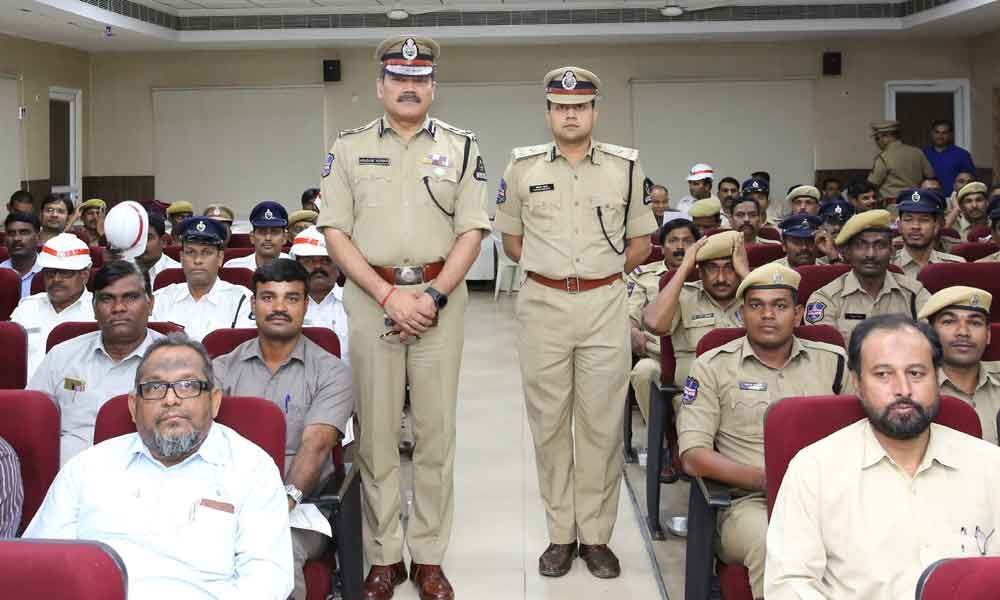 304 cops awarded for best performance
