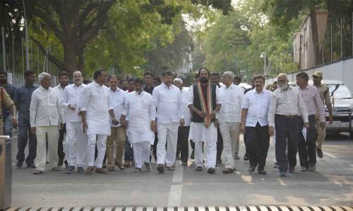 Speaker not acting on defections: Congress