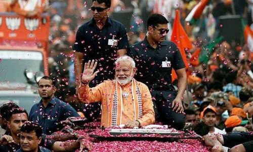 Vote to make democracy stronger, says Modi