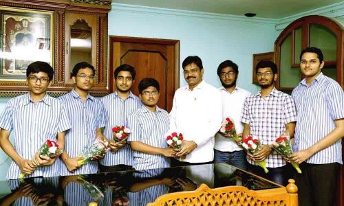 7 students of Bhashyam selected for scholarships