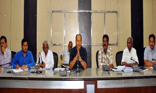 Create 2 lakh days of guaranteed employment under MGNREGA, officials told