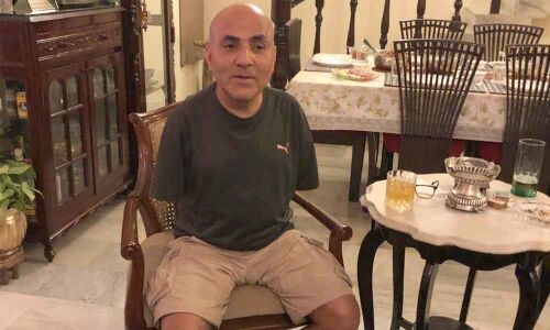 Vikram Agnihotri: Indias First person to get driving license without hands