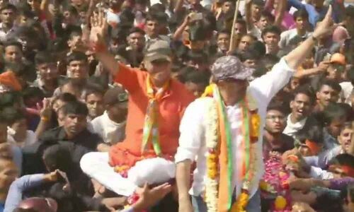 Hindustan zindabad tha, hai aur rahega: Sunny Deol at first roadshow