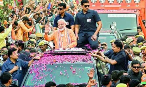 Modi exceeded Rs 70-lakh limit on Varanasi roadshow: AAP complaints EC