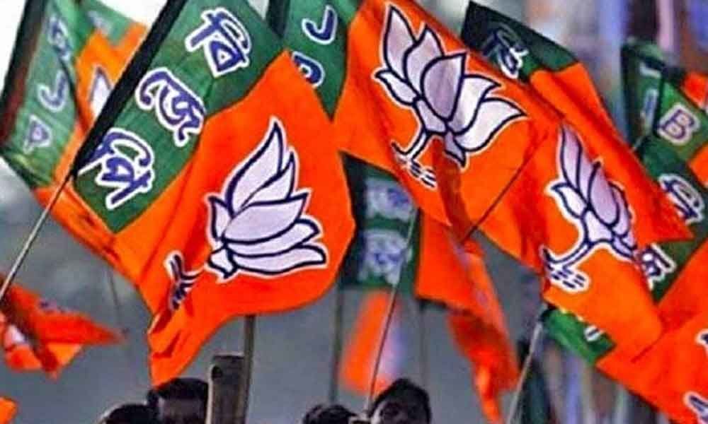 Gag orders put on quarrelling BJP MLAs in Uttararkhand