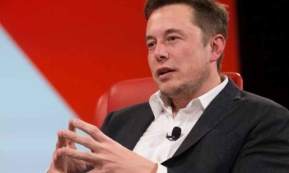 Teslas Musk agrees to new vetting rules for tweets in SEC deal