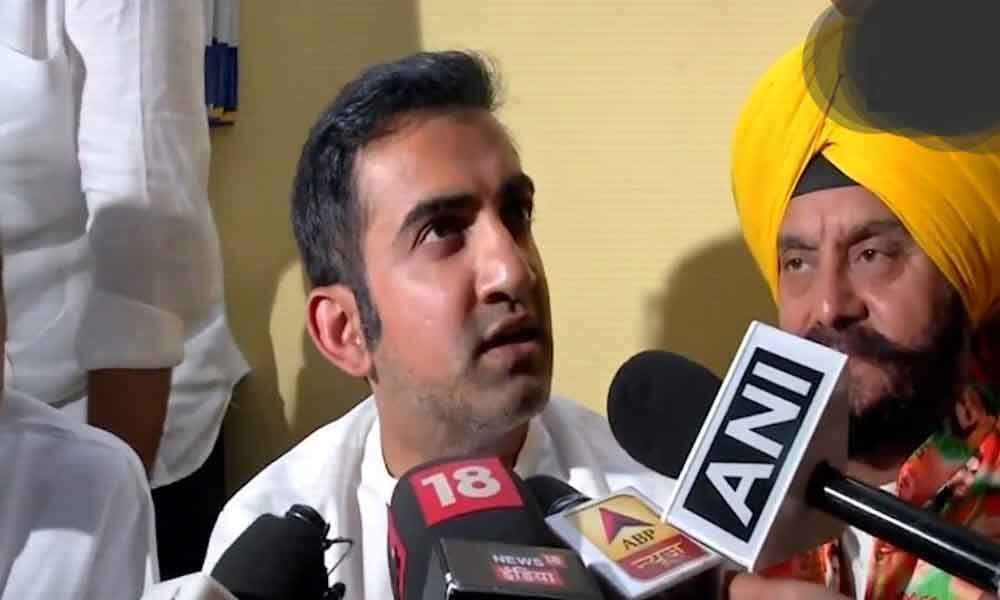 Gambhir hits back at AAPs allegation on voter IDs