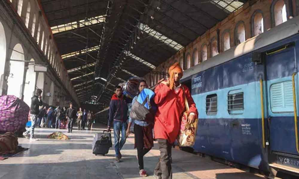 1.71 Lakh Theft Cases Reported By Railway Passengers In Last 10 Years