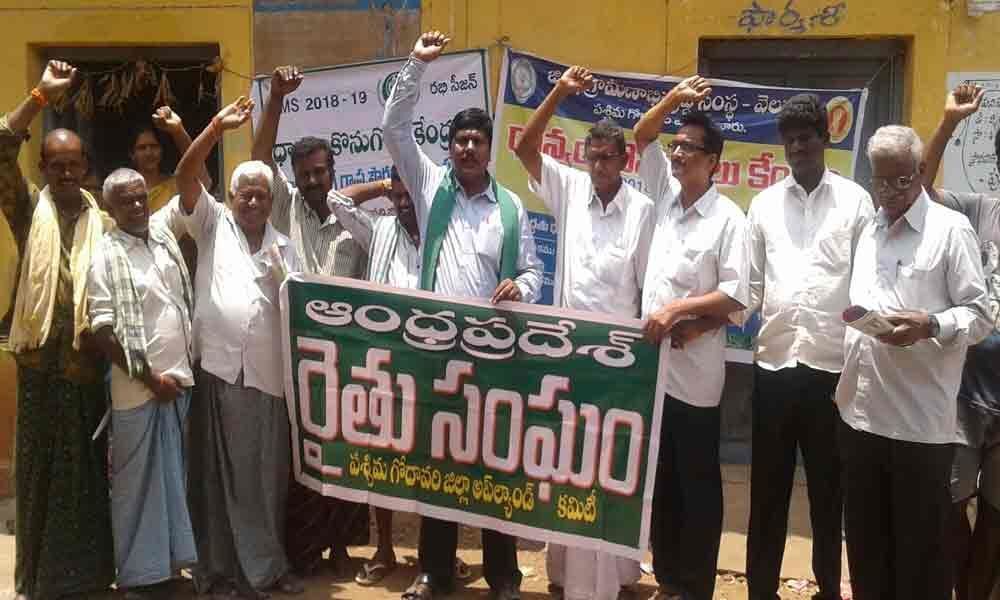 Lift paddy from farmers directly: Rythu Sangham