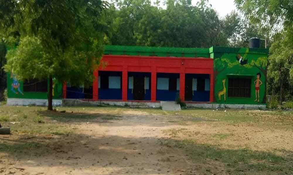 3 techies revamp govt school