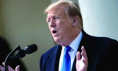 US oil sanctions take effect on Venezuela as crisis intensifies