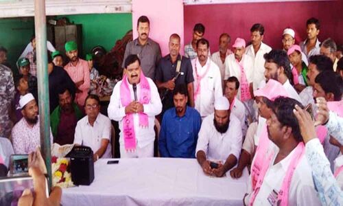 Uncertainty grips netas as local polls approach