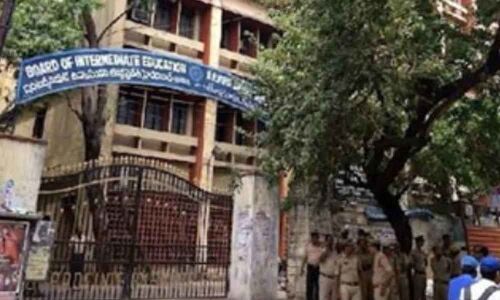 Student Organizations demanded Rs 25 lakh exgratia to the families of each suicide student at Inter Board protest