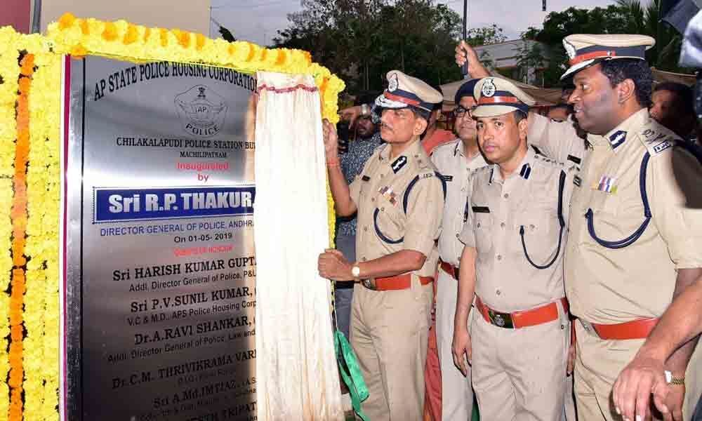 DGP inaugurates Model Police Station in Vijayawada