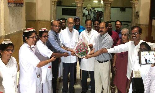Prince Muffakham Jah visits Osmania Hospital