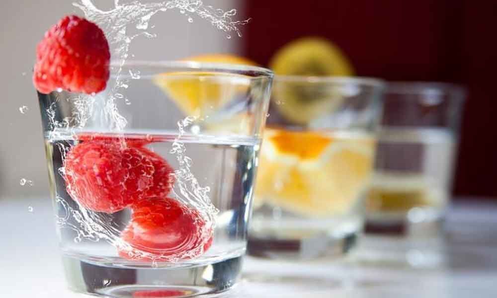 Low-calorie sweetened beverages contain 200 extra calories than water