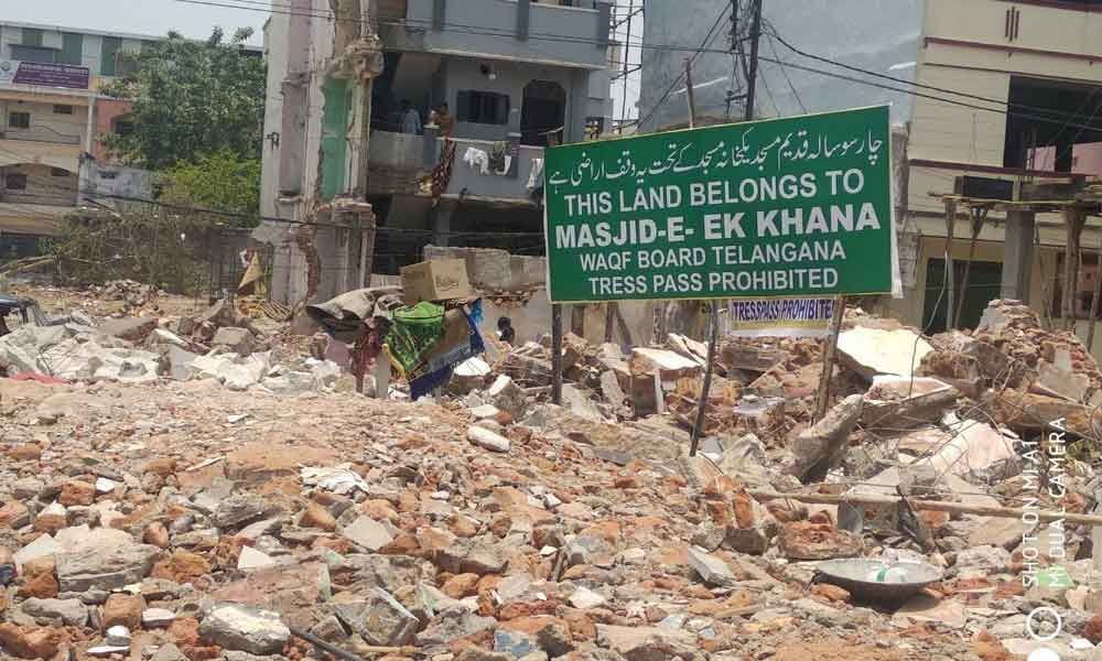 Wakf chairman vows to rebuild razed masjid