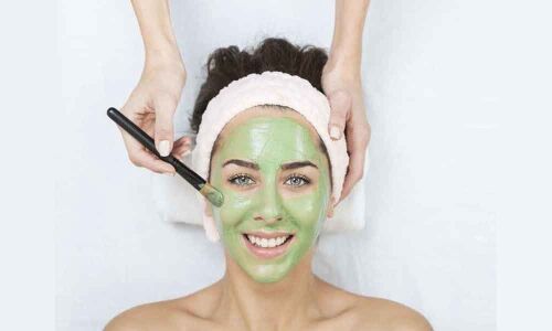 Brighten your skin with green tea