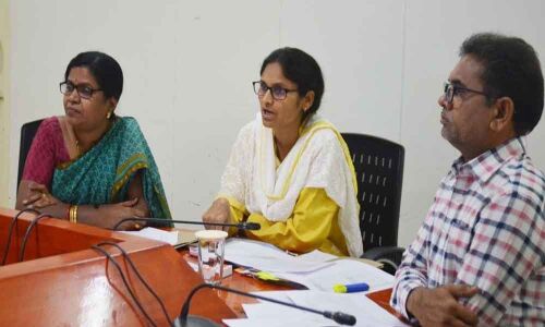 Expedite issue of ryot passbooks: Collector Ayesha Masrat Khanam