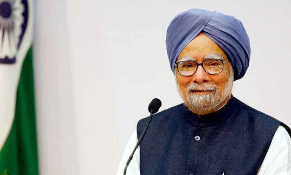 India headed for slowdown : Modi govt left economy in dire straits: Manmohan Singh