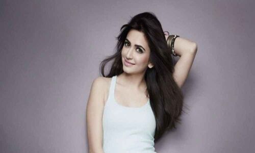 Kriti to romance him once again