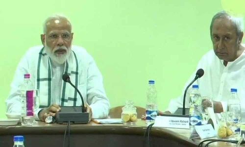 Modi announces Rs 1,000 cr for cyclone hit Odisha