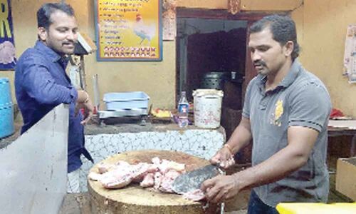 With rising prices, chicken also flies out of menu