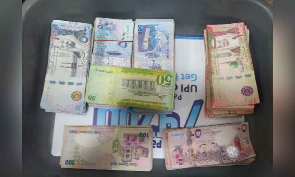 Rs 3 Crore worth foreign currency seized at RGIA, Shamshabad