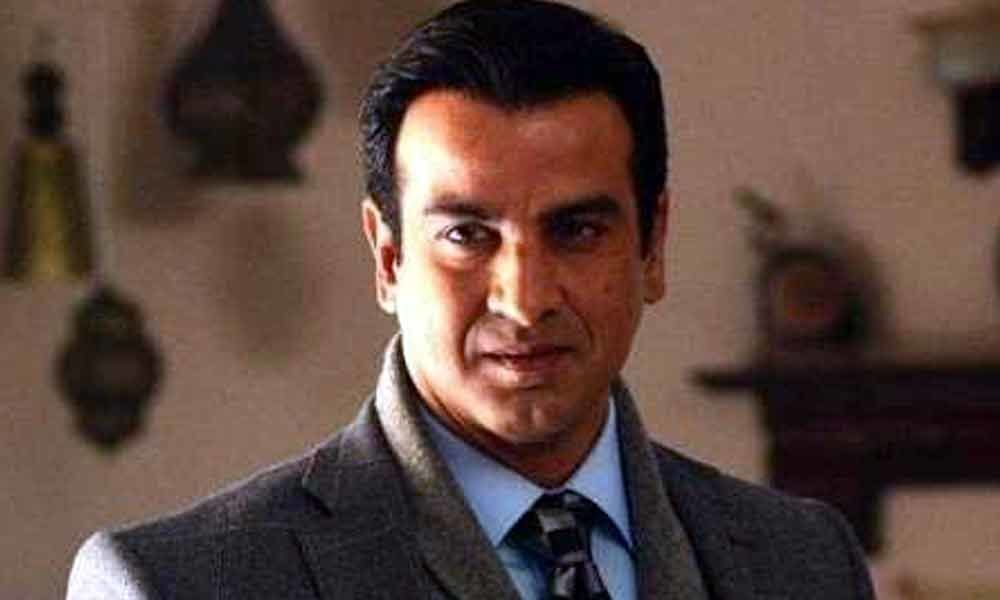 My Real Life is Boring, But Reel Life Is Colorful Says Ronit Roy