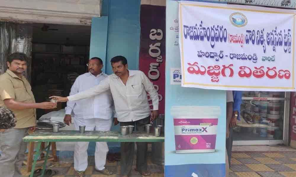 RNST distributes free butter milk