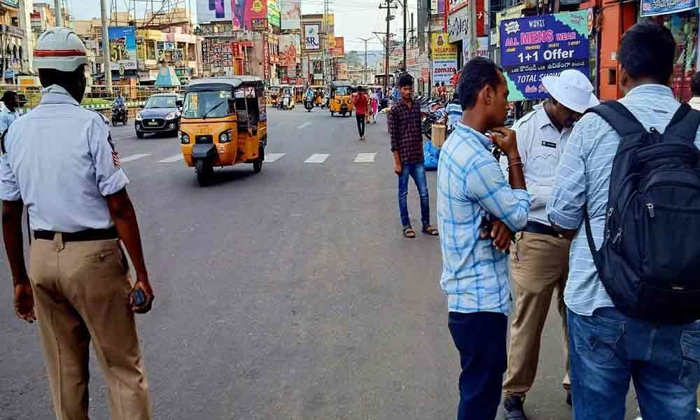 Traffic cops, the unsung heroes