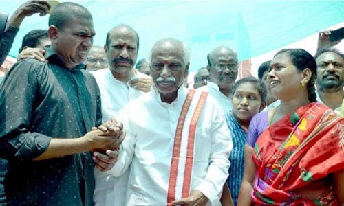 Inter students suicide: Bandaru Dattatreya demands Rs 25 lakh ex gratia for kin