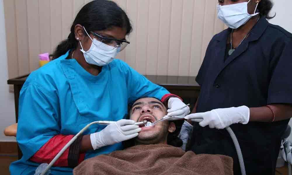 Boys shy away from dental studies; girls seeking seats on rise in State